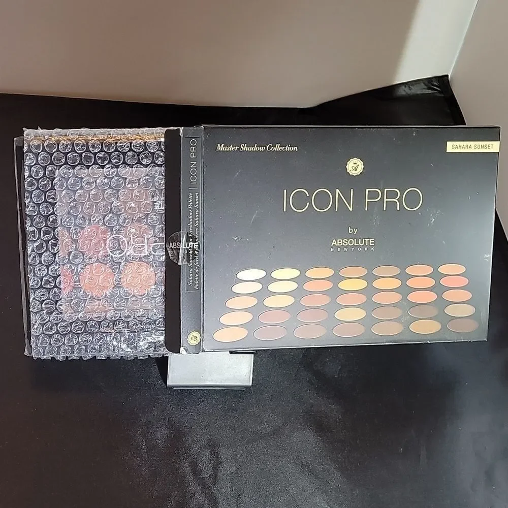ICON PRO MASTER SHADOW COLLECTION BY ABSOLUTE NEW YORK